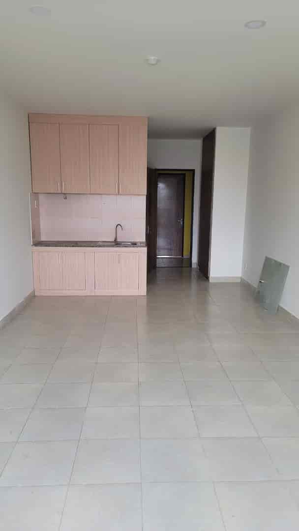 Chính chủ cần sang căn 30m2, 990 triệu, SHR, P13, Tân Bình