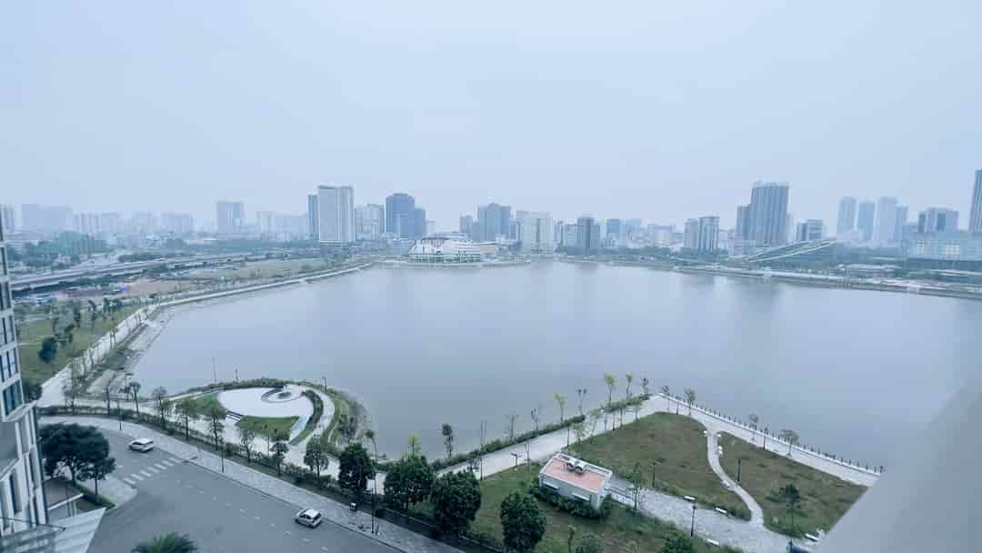 Căn hộ cao cấp, lô góc, 2 ban công, view hồ, Vinhome Sky Lake, 140m2, 17.2 tỷ