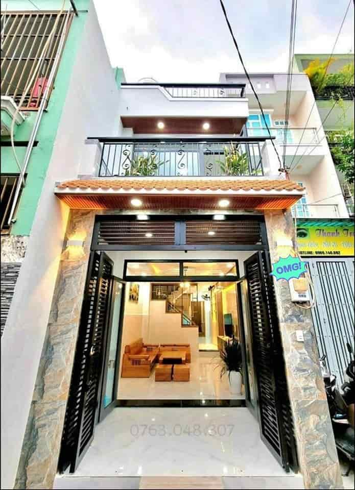 Cần bán gấp nhà do làm ăn thua lỗ cần vốn xoay nhà đường Phú Hưng Quận 8, 75m2, đã có sổ