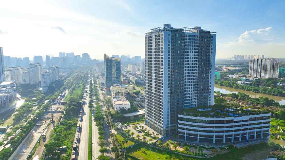 Bán căn hộ 1PN 53m2 Lavida Plus chỉ 2,4 tỷ (102%) nhà thô, đối diện SC Vivo City Q7