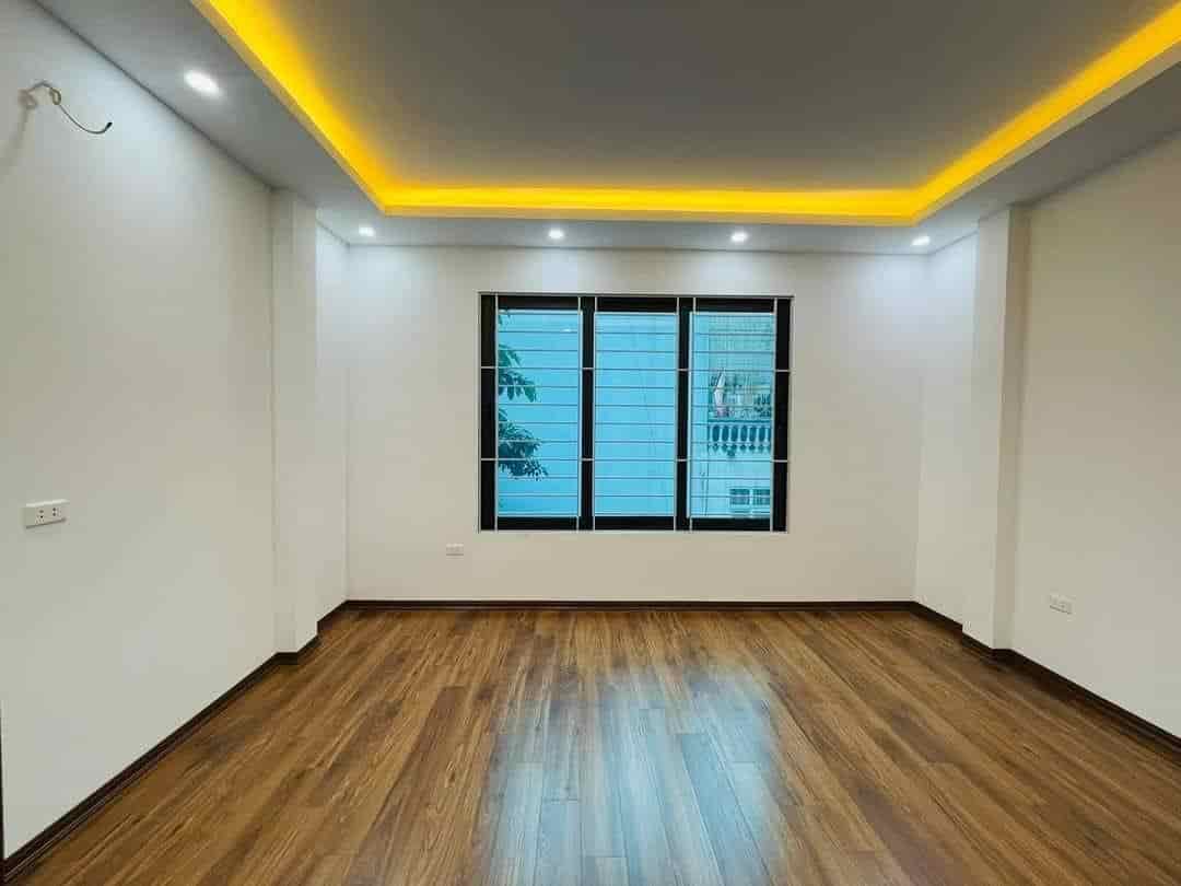 Bán nhà Nam Kỳ Khởi Nghĩa, quận 3, dt 61m2 giá chỉ 1tỷ380