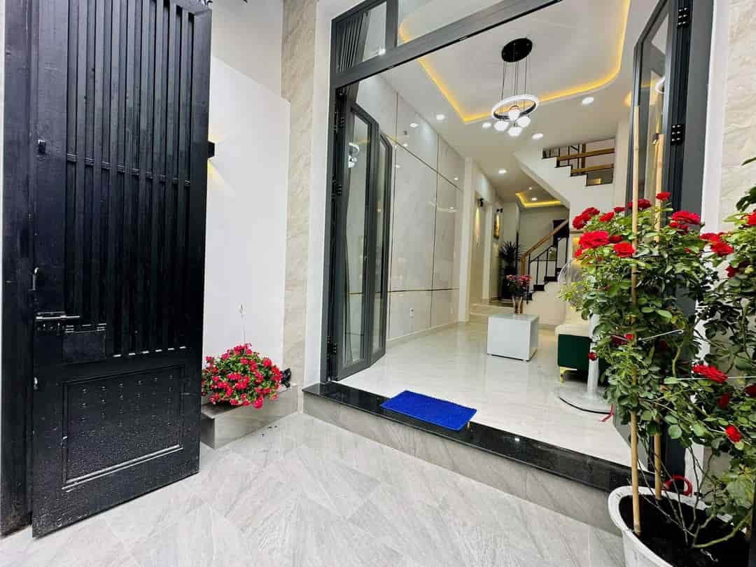 Bán nhà chính chủ đường, Phan Xích Long hoàn công đủ nhà mới 100%, giá 4.7 tỷ, thương lượng chính chủ