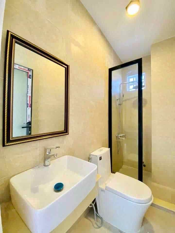 Bán nhà chính chủ, Ngyễn Văn Đậu, Phường 11 Bình Thạnh, 5pn, 7wc, thích hợp gia đình đông người, nhà 5