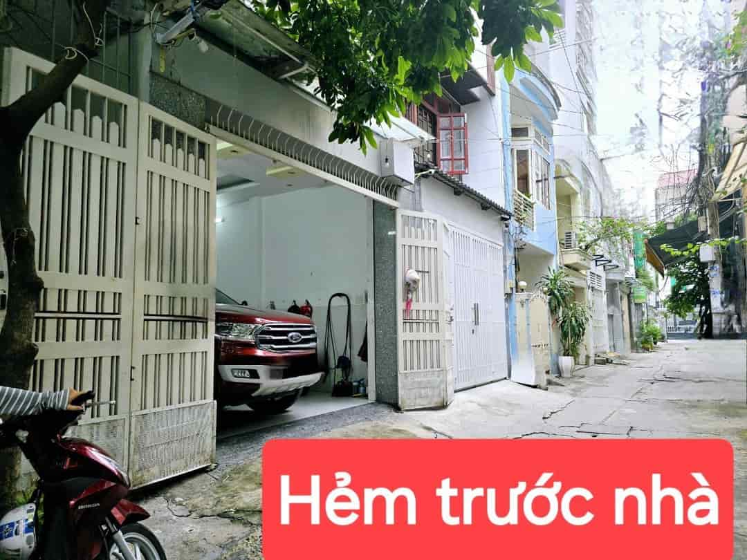 Bán nhà chính chủ, giảm chào 200 triệu, ngay trung tâm Nguyễn Xí, 5 x12m, giá 7.9 tỷ, xe hơi 7C