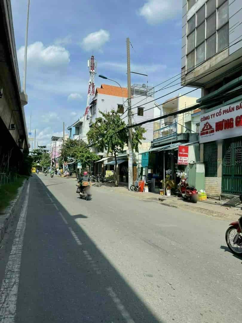 Nhà ngay mặt tiền đường Nguyễn Văn Quỳ Tân Thuận Đông q7, đi đâu cũng tiện, mua ở cho thuê khu vực kinh