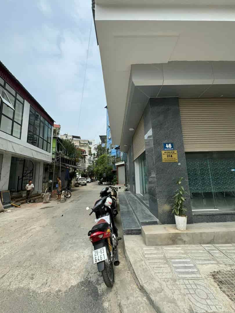 Bán nhà Nguyễn Xiển, Thanh Xuân, 40m2, 4 tầng, gần oto, nhà đẹp, ở ngay, chỉ 6.5 tỷ