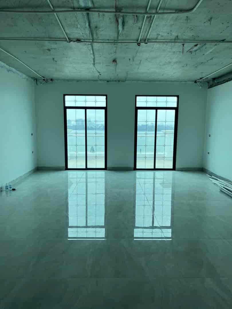 CC cần cho thuê MBKD SHOWROOM MP Lạc Long Quân, Tây Hồ, 150m2, 7 tầng, MT 6m, 1 hầm, 200 triệu