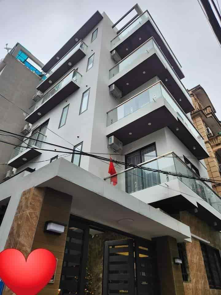 Bán nhà đẹp Hoàng Quốc Việt 100m2, 6 tầng thang máy, lô góc 3 thoáng, ô tô tránh, giá 26,x tỷ