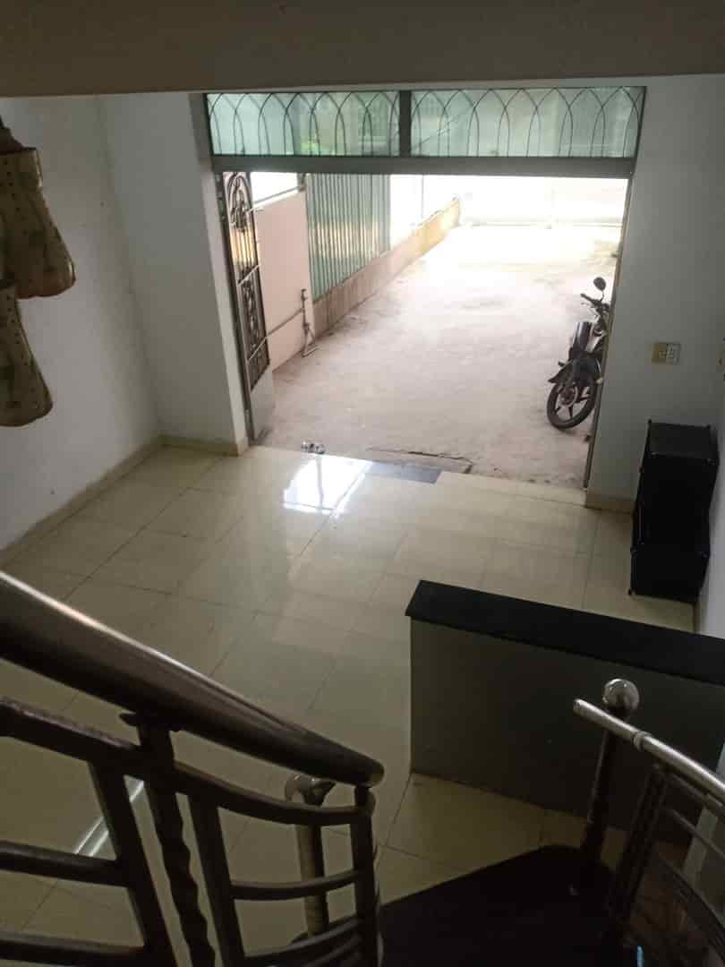 Cho thuê nhà 100m2 Hà Huy Giáp, Thạnh Lộc Quận 12