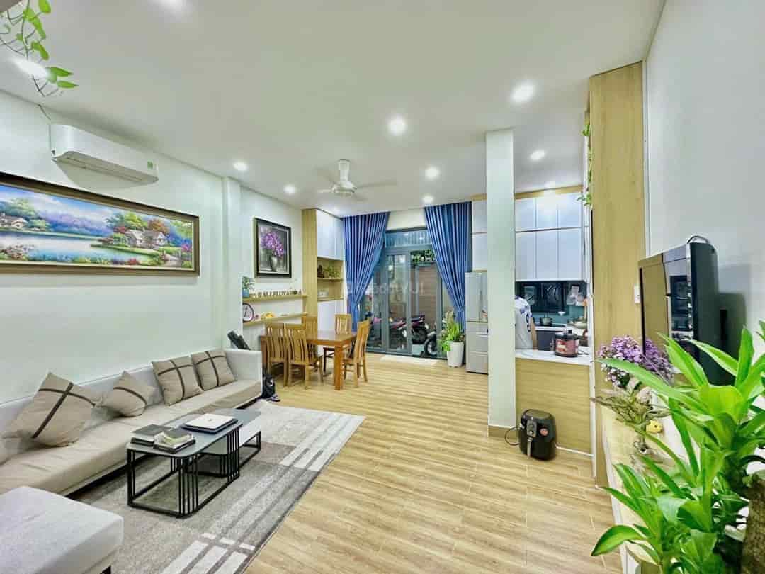 Đi úc định cư cần  bán gấp nhà 1T, 1L Nguyễn Thị Tần, Q8, 60m2, gần chợ Rạch Ông, 1.030 tỷ