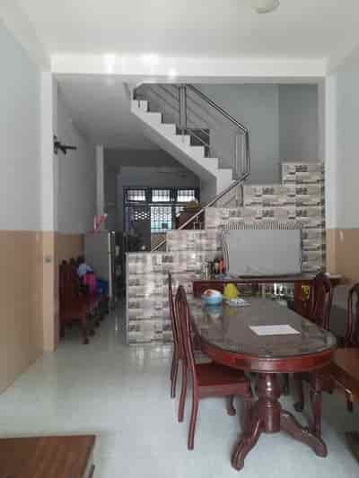 Kẹt nợ NH tôi bán nhà mới 62m2 Phan Văn Trị, TT, 975tr, gần Emart GV, SHR
