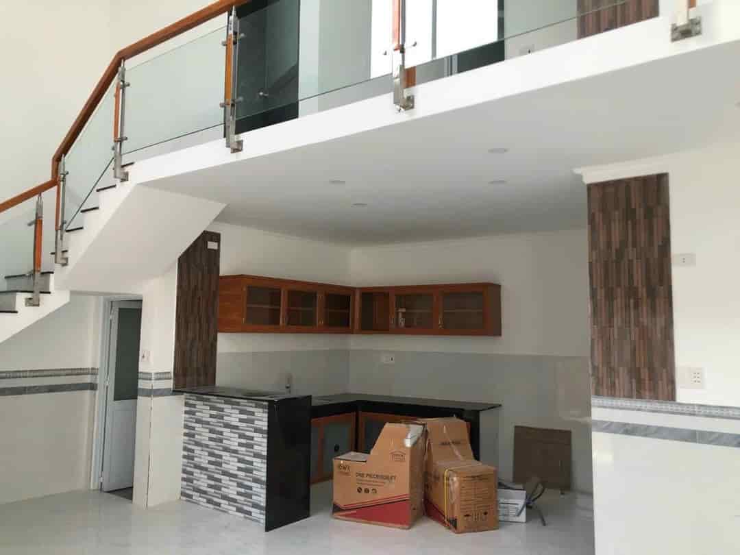 Bán nhà 1 trệt 1 lầu hẻm Kiamorning, Tân Vạn, Biên Hòa, 60m2, giá 1 tỷ 990