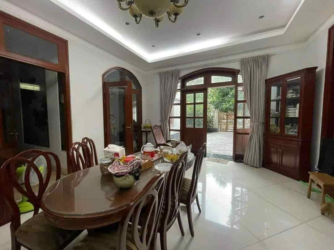 bán căn biệt thự vip khu dân cư D2D, Thống Nhất, Biên Hòa, 496m2, giá 55 tỷ