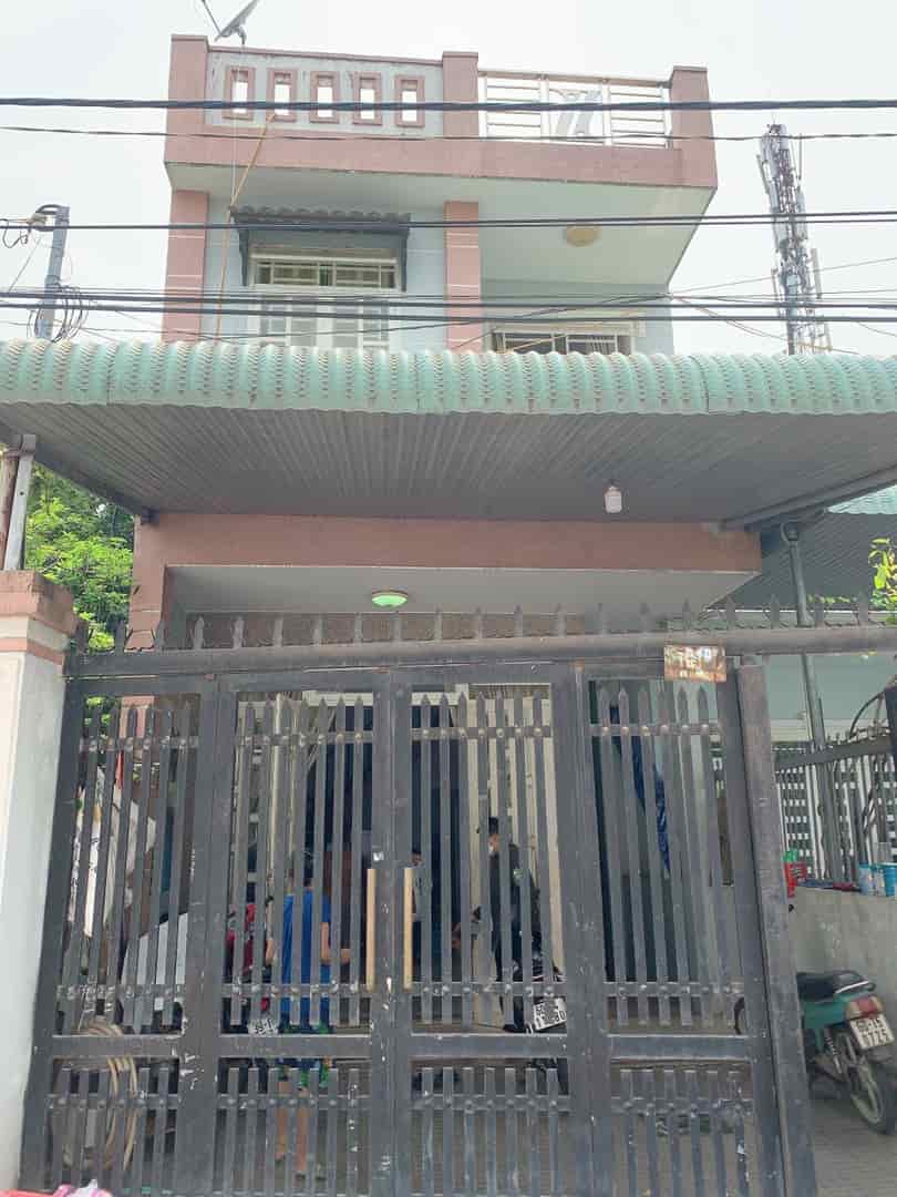 Bán nhà 1 trệt 1 lầu ngay Chợ Phú Thọ, Trảng Dài, Biên Hòa, 180m2, giá 3 tỷ 800.