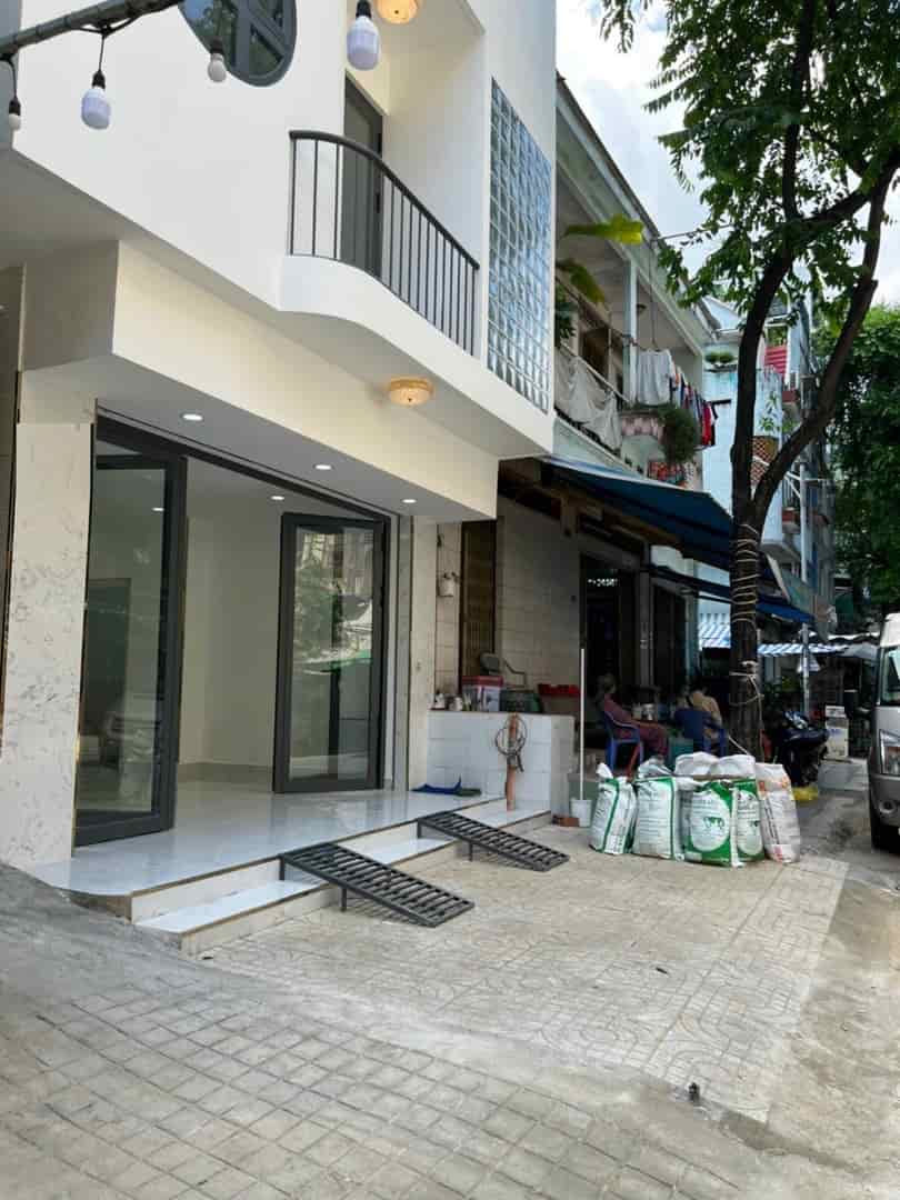 Nhà cho thuê nguyên mặt tiền Phan Văn Trị, P.7, quận 5