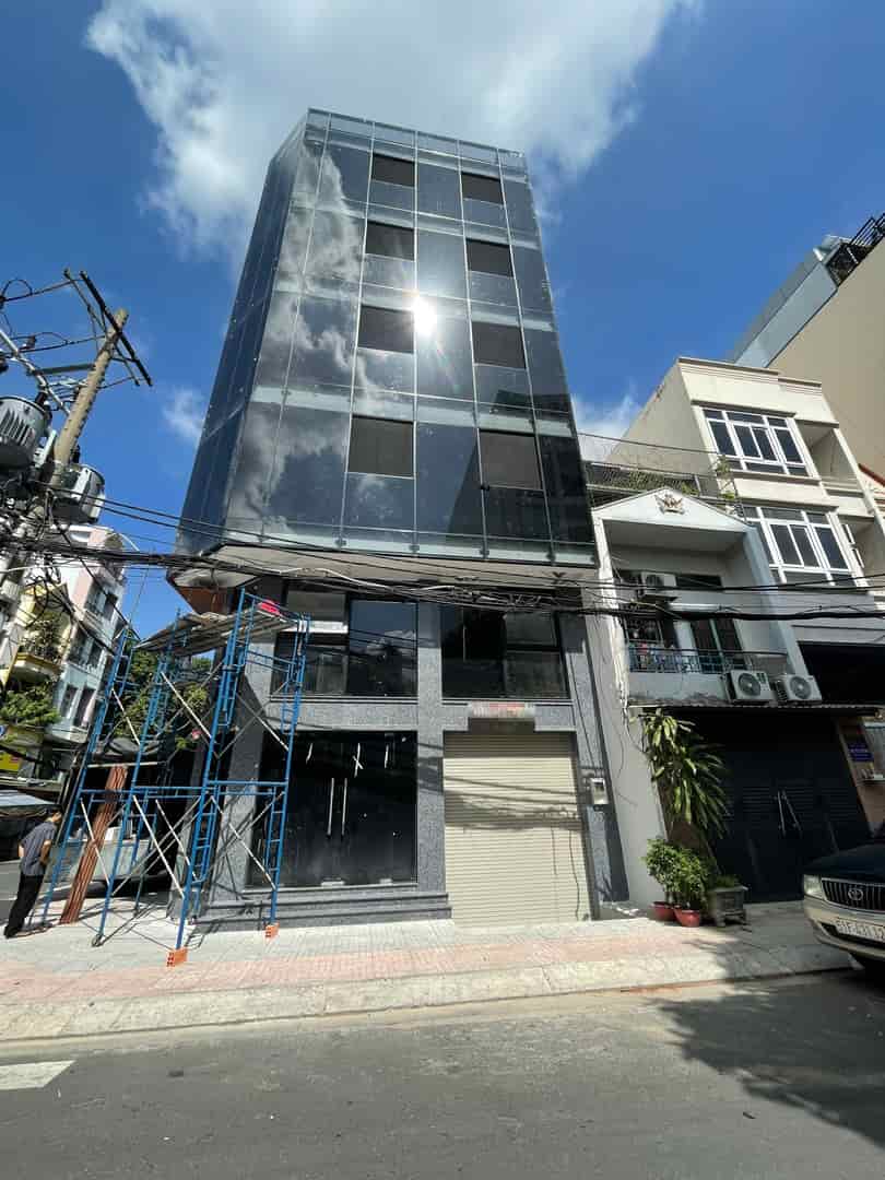 Cho thuê tòa nhà văn phòng 6 tầng Nguyễn Minh Hoàng, phường 12, Tân Bình