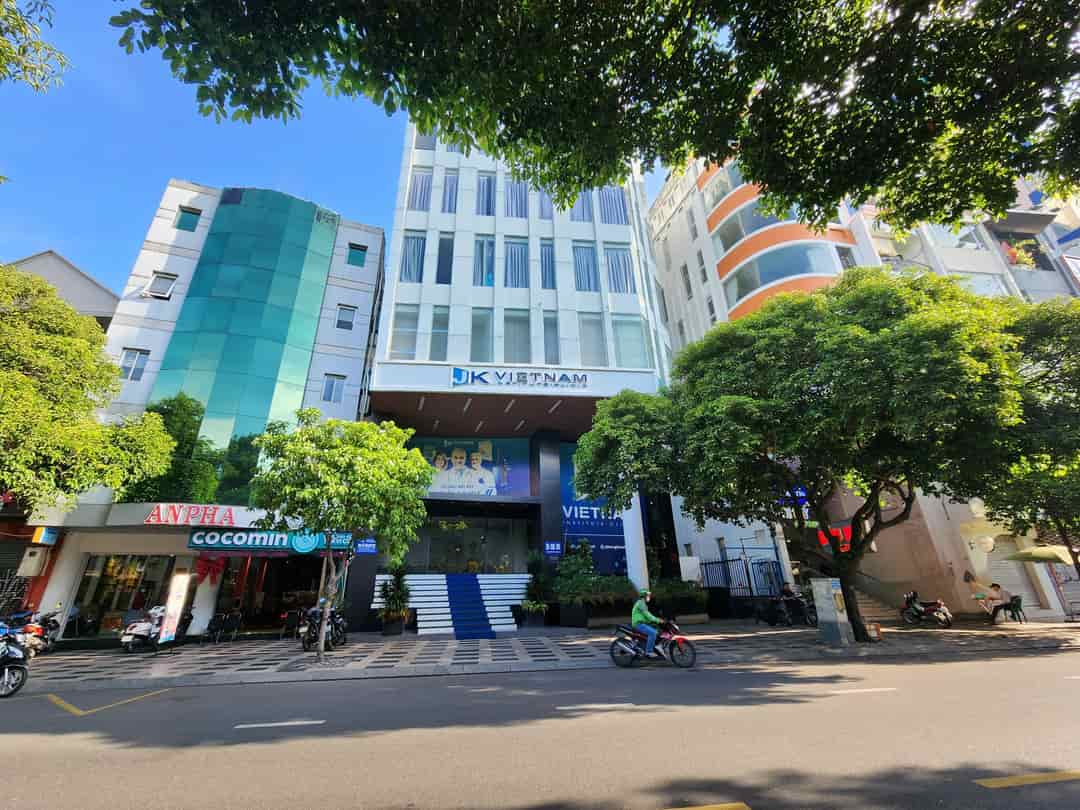 Cho thuê tòa nhà tại 200 Lê Lai, Bến Thành, quận 1