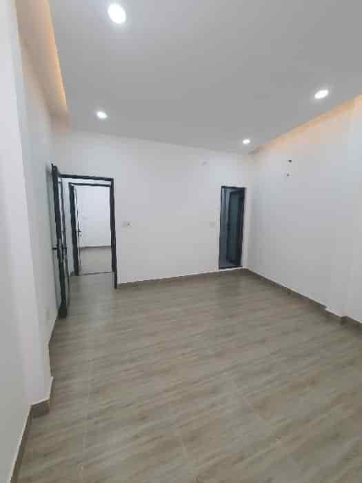 Nhà bán P11 Trần Văn Đang 50m2, 3 tầng BTCT, nở hậu, nhà đẹp, đã hoàn công, giá 5 tỷ 990