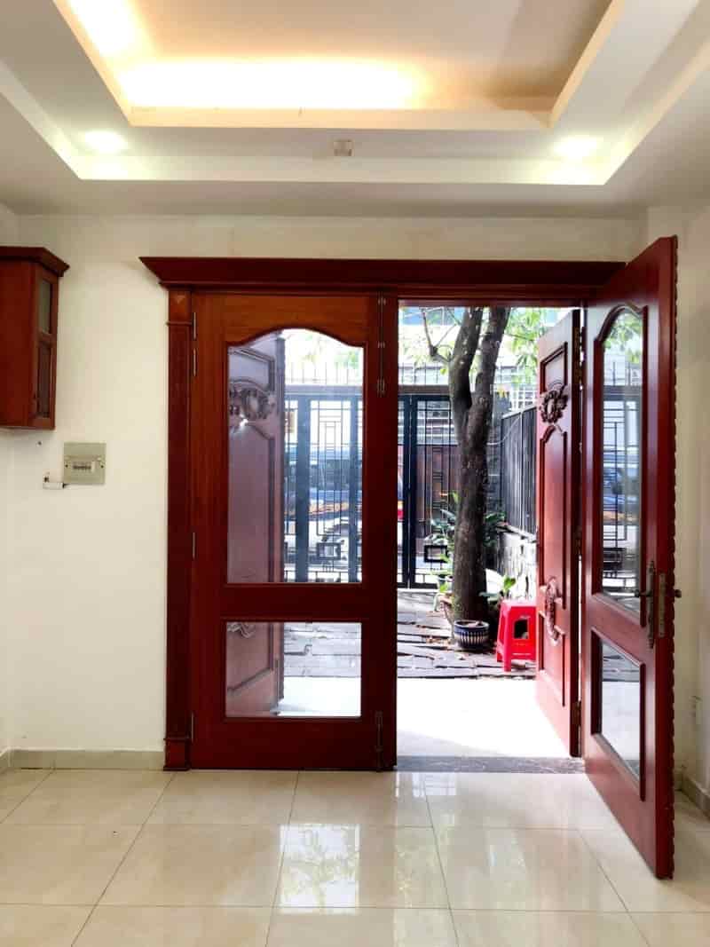 Nhà hẻm 18/ Nguyễn Cửu Vân 105m2, 3 tầng btct, 5pn, xe hơi ngủ trong nhà, 13 tỷ 9