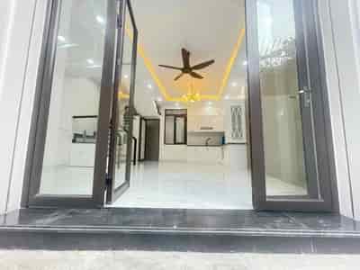 Mở bán khu nhà ở 4 tầng phố Nguyễn Bình, mới hoàn thiện, tặng kèm 4 phòng nội thất cao cấp có bảo hành