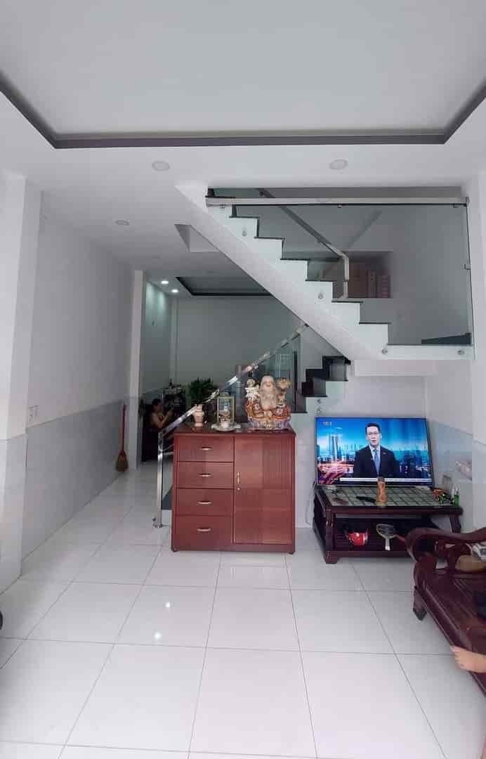 Nhà 3 tầng đẹp, hxh, Sơn Kỳ, Tân Phú, 4.3 x10m, giá 5.3 tỷ