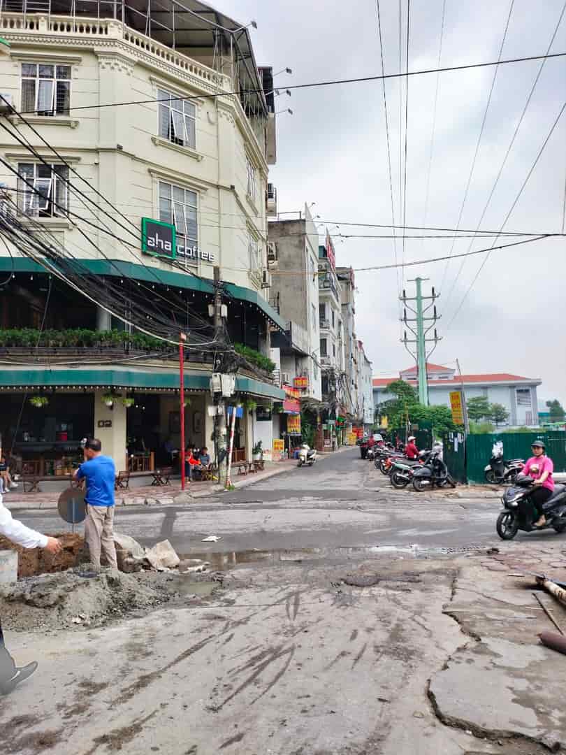 Kiệt tác đất phân lô, vỉa hè, mặt phố Duy Tân, lô góc, kinh doanh, dt 92m2, mt 19m giá 19.8tỷ.
