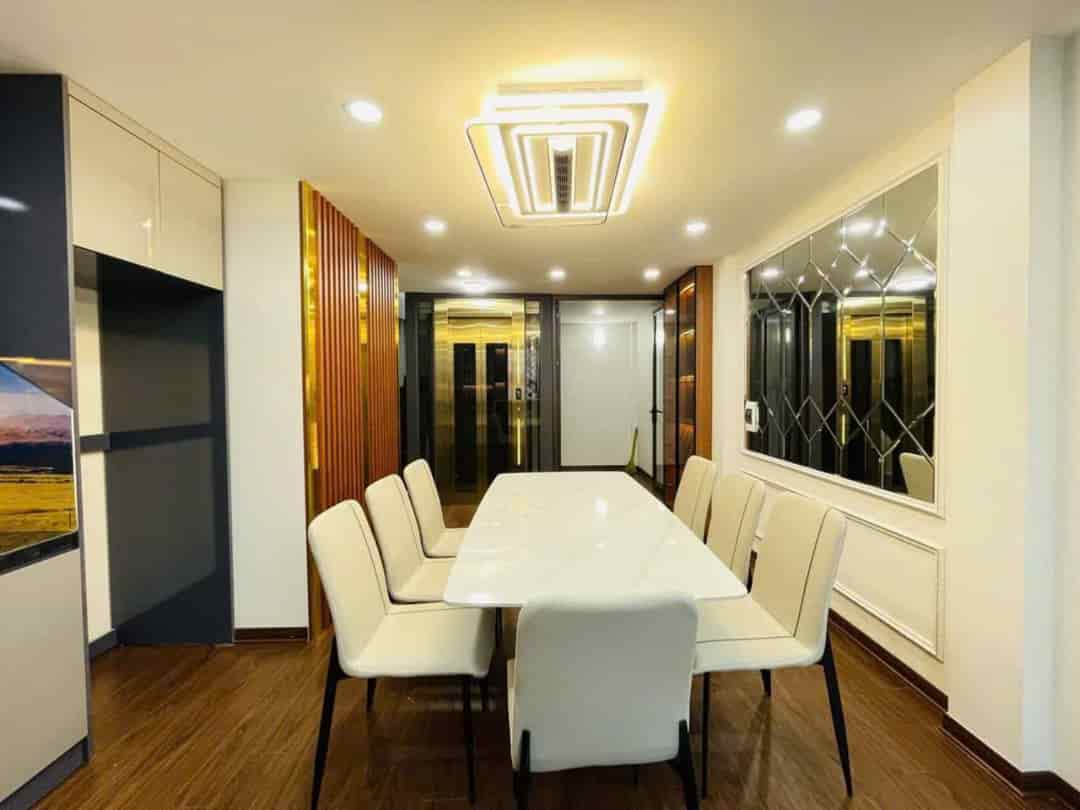 Thể Giao 42m2, nhà 6 tầng, mt 4.1m, giá 15.9 tỷ 6 tầng thang máy, trung tâm Hai Bà, cạnh Vincom Bà Triệu