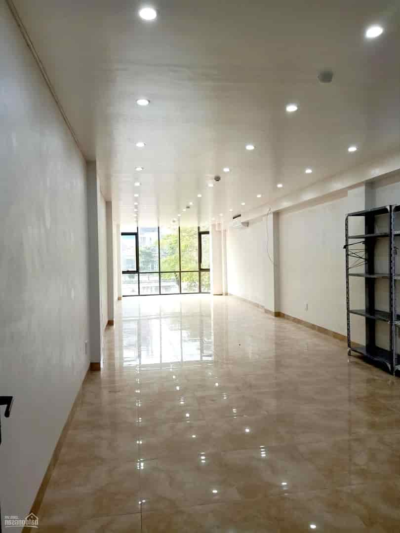 Nguyễn Khang, Cầu Giấy, 86m2, 5 tầng, mt 4.35m, mặt phố, kinh doanh, ô tô, thang máy, nở hậu, lô góc