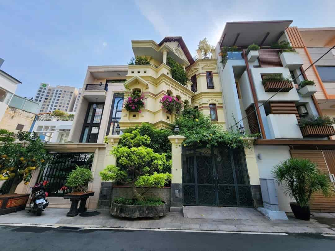 Biệt thự đường Nguyễn Cư Trinh, Q.1 lửng, 4 lầu, 10x15m, giá 35 tỷ