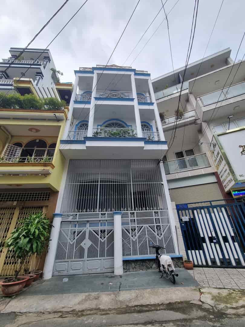 Bán nhà MTngay Trường Sơn, P.4, Q.Tân Bình, 7x24m, nở hậu, CN 190m2, 4 tầng, 35 tỷ