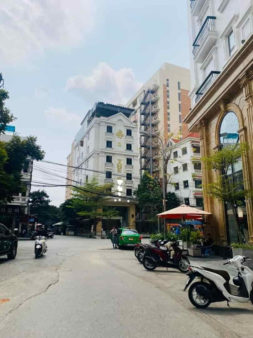 Cần bán nhà mặt tiền đường 8m phường Tân Tạo, Bình Tân, DTSD 163m2, giá chỉ 7.6 tỷ