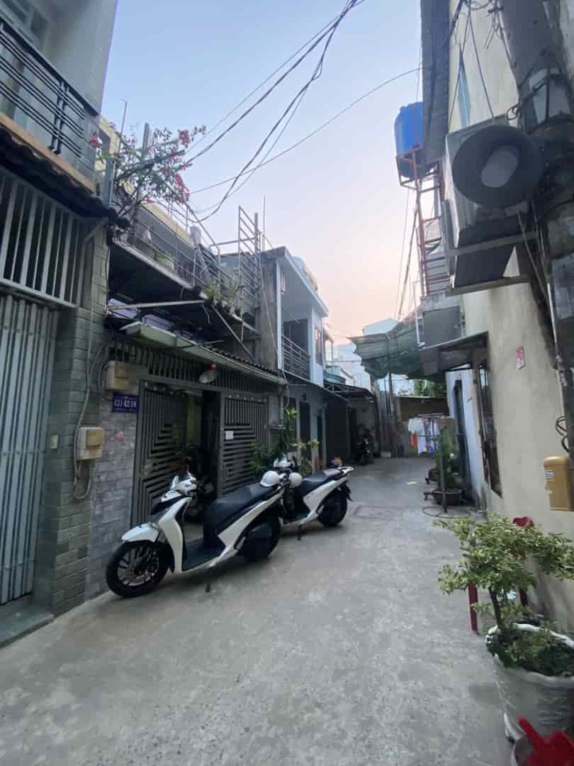 Ngôi nhà 2 tầng với vị trí đắc địa gần Aeon Tân Phú 56m2 giá chỉ 3.79