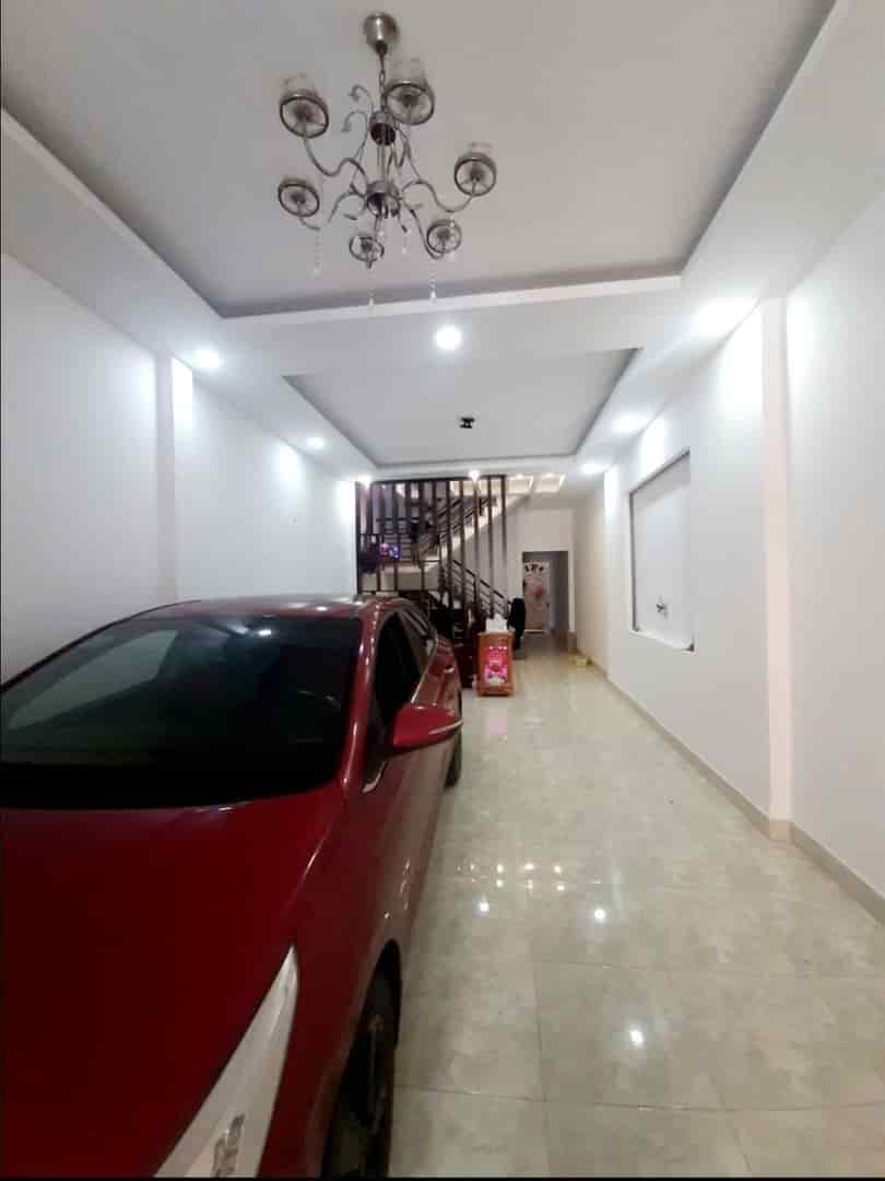 80m2, 2 tầng không lộ giới hẻm ô tô đậu cả ngày ngân hàng định giá 6 tỷ, bán 5.5 tỷ