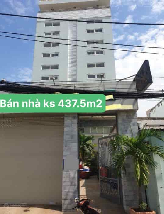 Bán tòa nhà biệt thự Quận 2 đường Nguyễn Thị Định TP Thủ Đức, 437.5m2, 45 tỷ