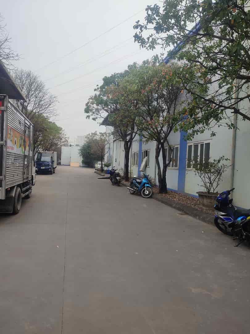 Cho thuê kho xưởng giá rẻ đường to khuôn viên rộng Yên Nghĩa, Hà Đông