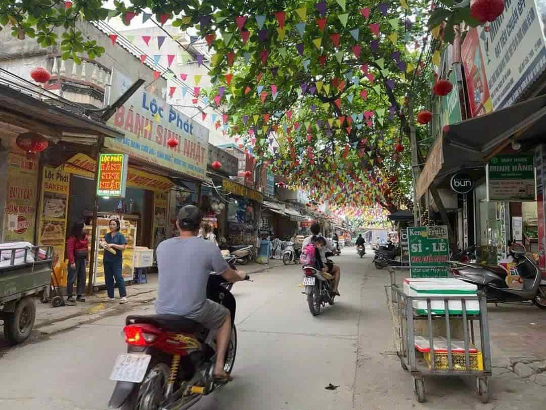 85.7m đất lô góc trung tâm lõi xã Trường Yên