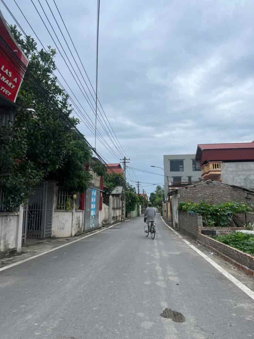 Trục chính kinh doanh Xuân Dục, Mỹ Hào Hưng Yên, kinh doanh tốt, 2 ô tô tránh nhau