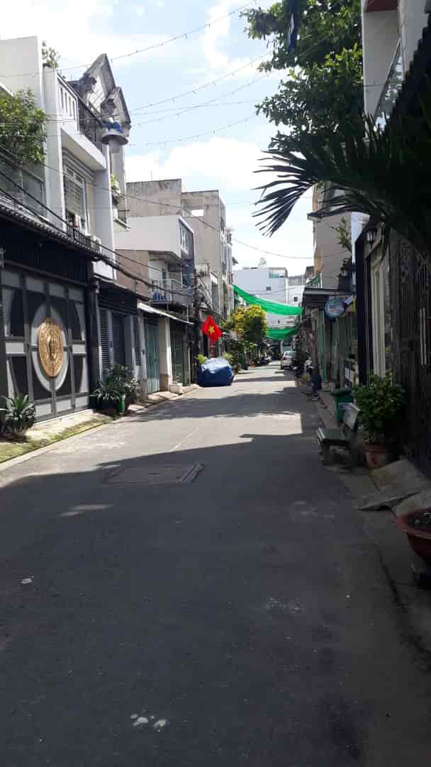 Nhà đường số 9 Bình Hưng Hòa, Bình Tân, 4x13m, gần chợ 26 tháng 3 vị trí buôn bán.