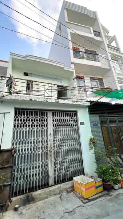 Bán nhà Trương Phước Phan 4x12m, hẻm xe hơi gần ngã tư Bốn Xã giá hơn 3ty.