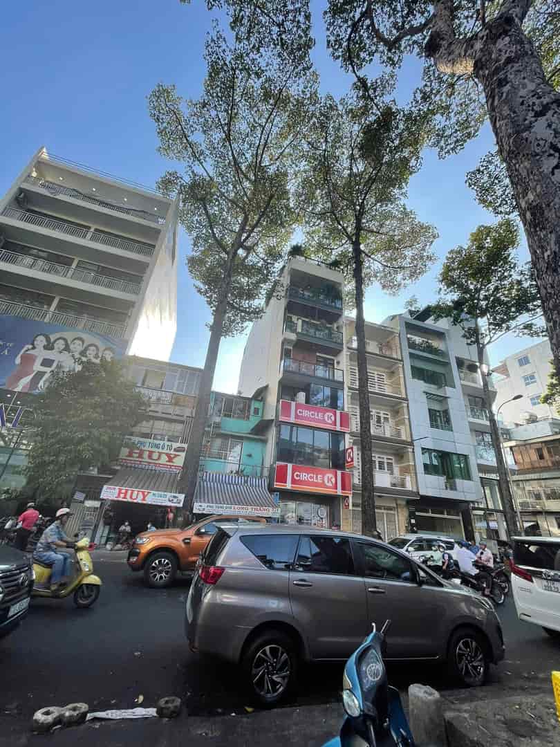 Giảm 2 tỷ, bán nhanh nhà MTKD Trần Bình Trọng, phường 1 quận 5, chỉ 270tr/m2