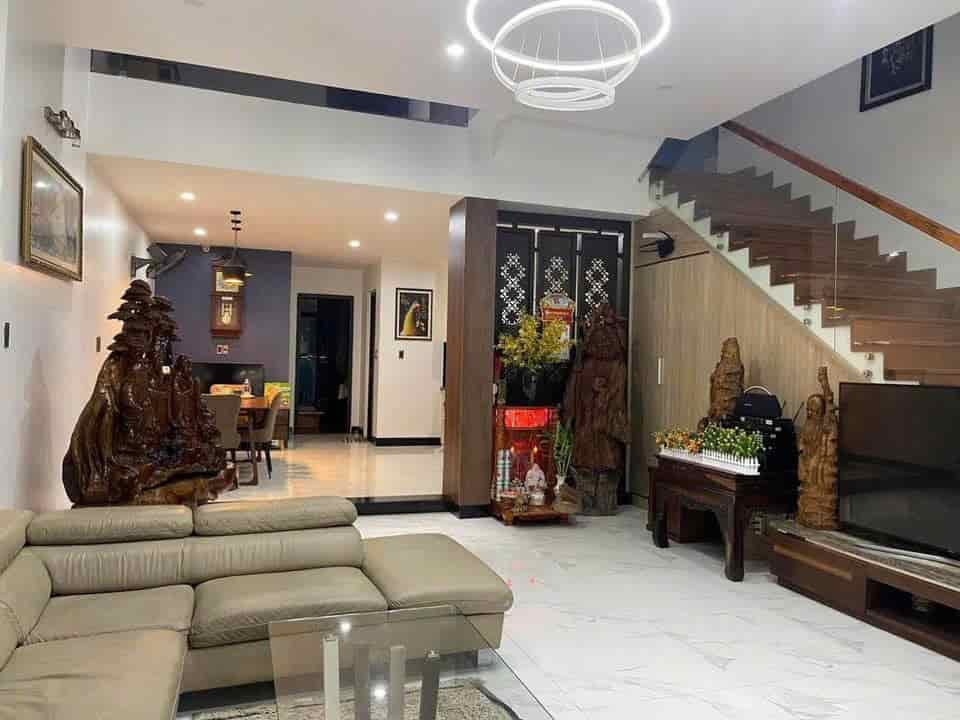 Chính chủ cho thuê căn nhà 3 tầng 450m2 tại Đường Lê Hữu Trắc, Sơn Trà, Đà Nẵng