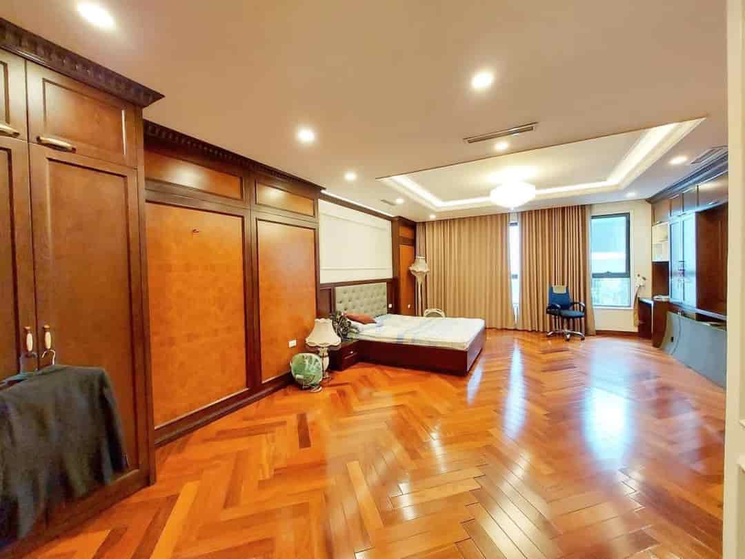 Phố Phan Đình Phùng 80m2, 5T, MT18m lô góc 2 mặt ô tô vip quận Ba Đình