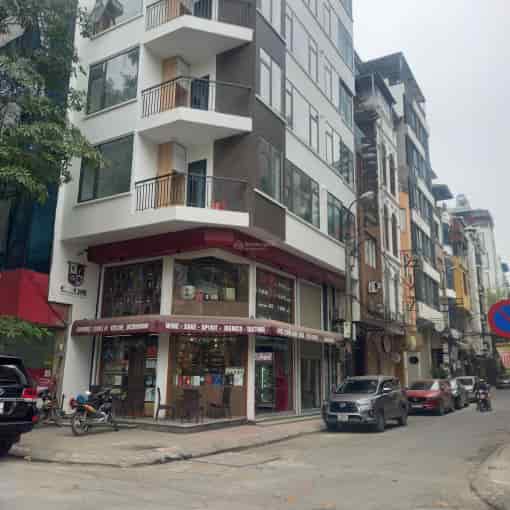 Cần bán nhà mặt phố Ngọc Khánh, hơn 20 tỷ, 58m2, 6T thang máy, lô góc 3 thoáng, kinh doanh đỉnh