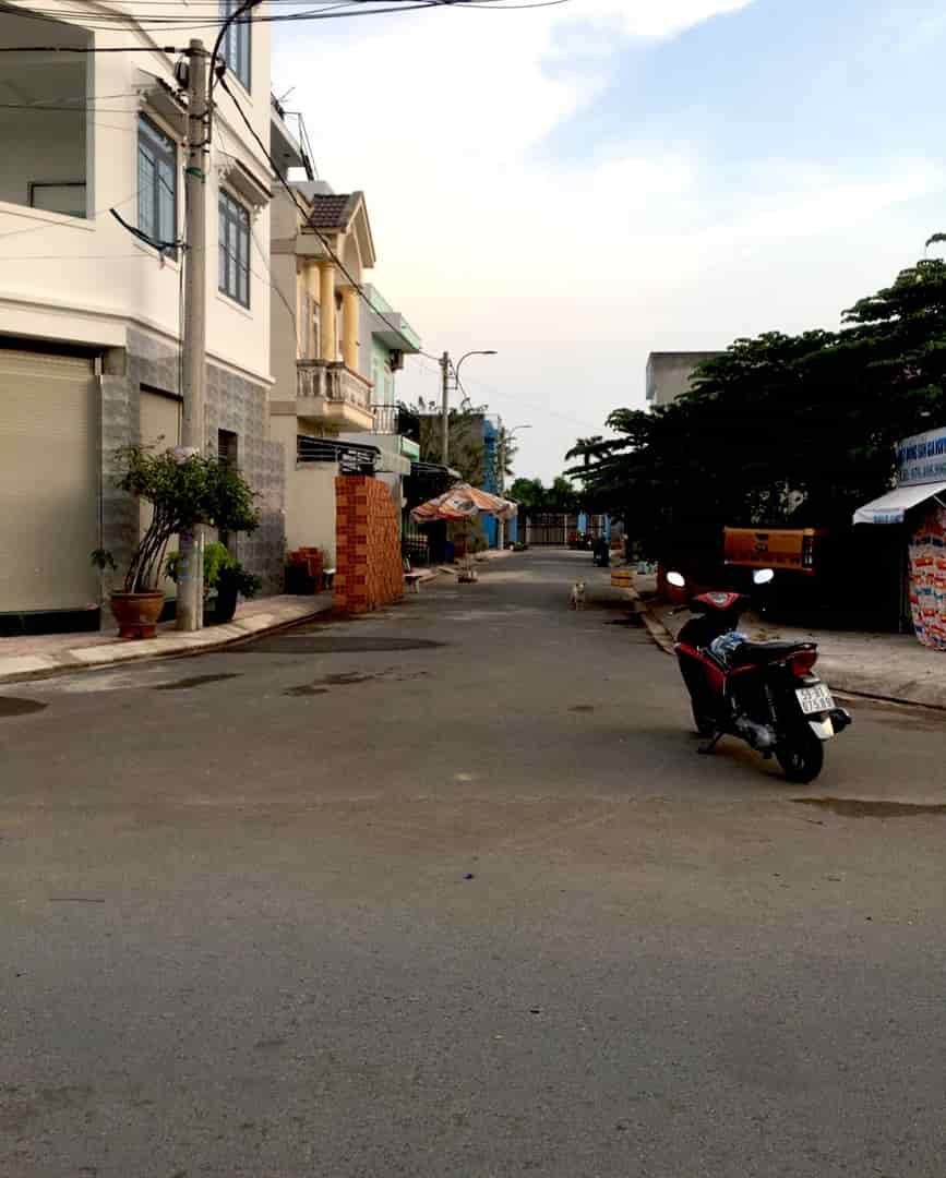 CG Bán nhanh lô đất sát mặt tiền đ.số 8, p. Long Phước, quận 9