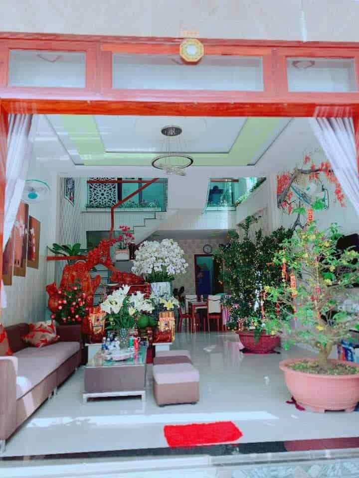 Nhà Nguyễn Phước Nguyên Kiệt ô tô 30m ra MT, 134m2, 3 mê, 2 phòng thuê lối đi riêng