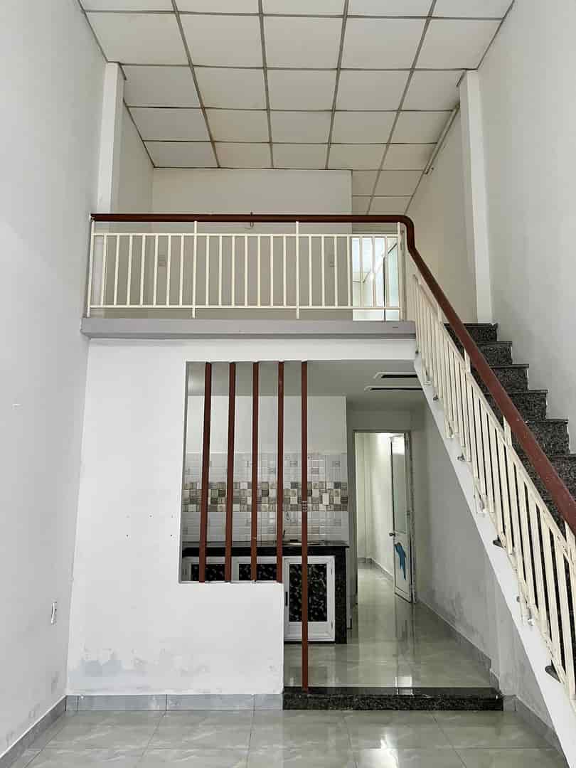 Nhà thẳng 50m ra MT Điện Biên Phủ, kiệt thông, 40m2, gác đúc, 1.95 tỷ