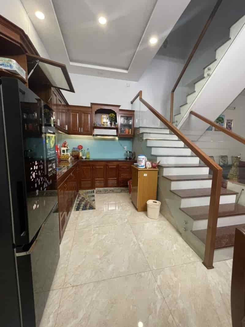 Nhà mặt tiền Lưu Nhân Trú, Khuê Trung, 70m2, 2 tầng chắc, đẹp, hơn 4 tỷ