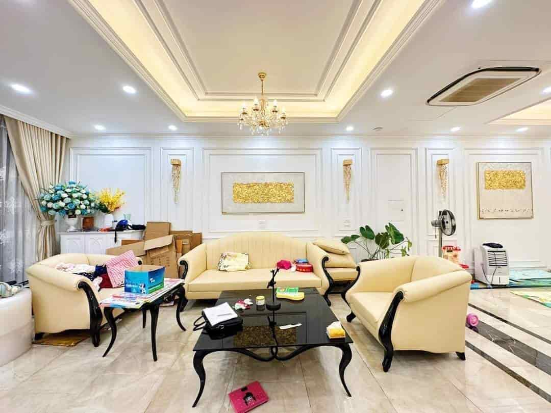 Nhà đẹp đấu giá Mậu Lương 7 tầng thang máy 17 tỷ