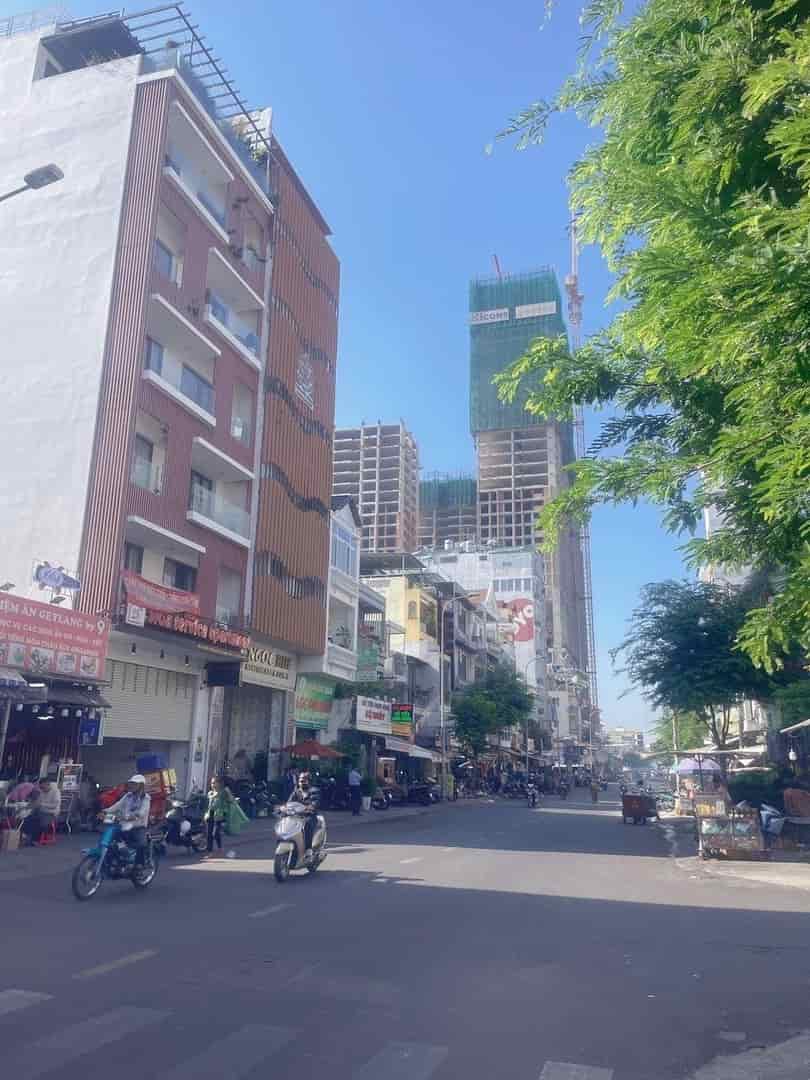 Mặt tiền phố Bùi Viện, Trần Hưng Đạo, Cô Bắc, Quận 1, dt 70m2, giá chỉ 29 tỷ.