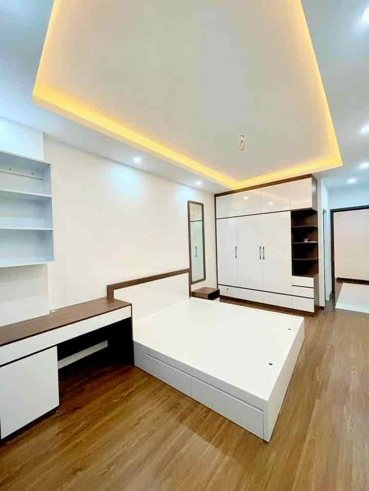 Bán nhà đẹp 5 tầng phố Cự Lộc quận Thanh Xuân chủ tặng full nội thất đầy đủ sịn xò khách về ở luôn